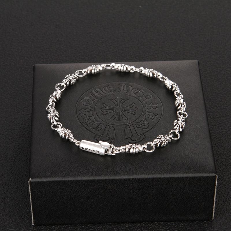 Ch**me He**ts bracelets